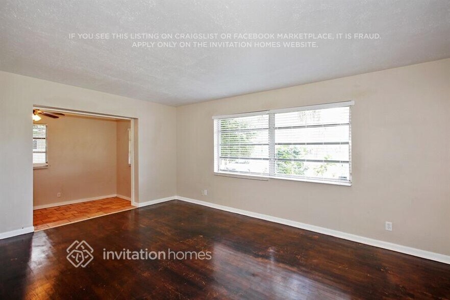 Building Photo - 108 NE 22nd St