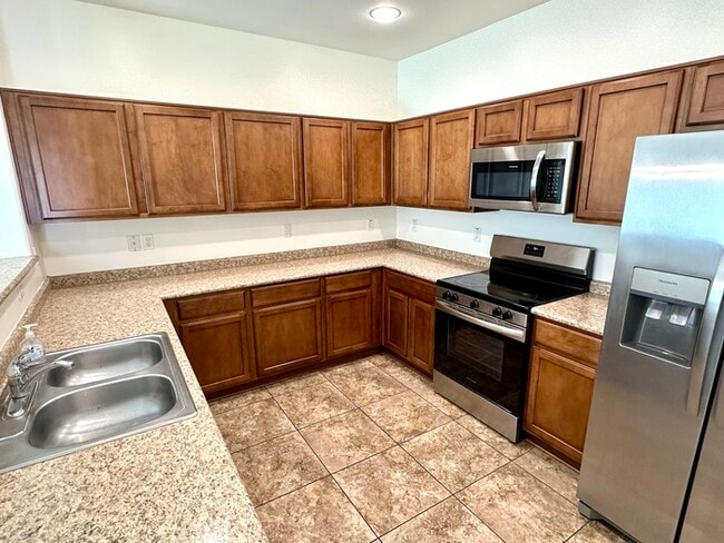 Building Photo - 971 S Deerfield Ln