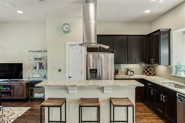 Building Photo - 5820 Bryan Pkwy