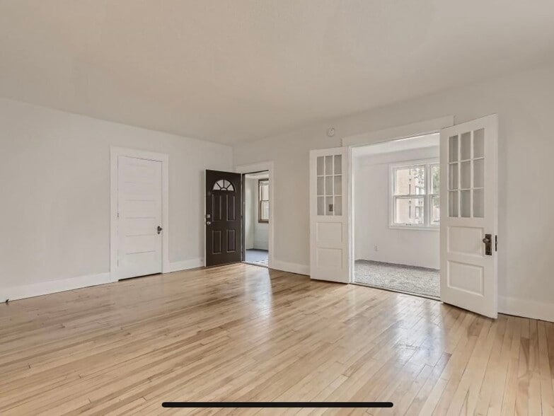 Living room - 3312 Hennepin Ave