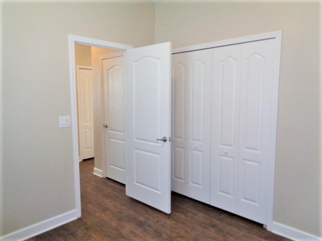Building Photo - 13343 Graham Yarden Dr