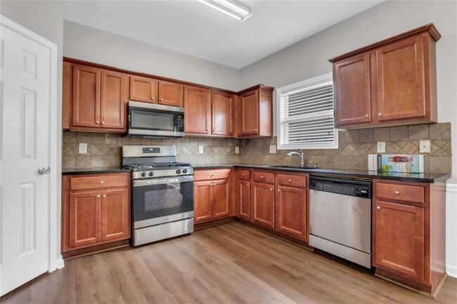 Building Photo - 1955 Durwood Ln