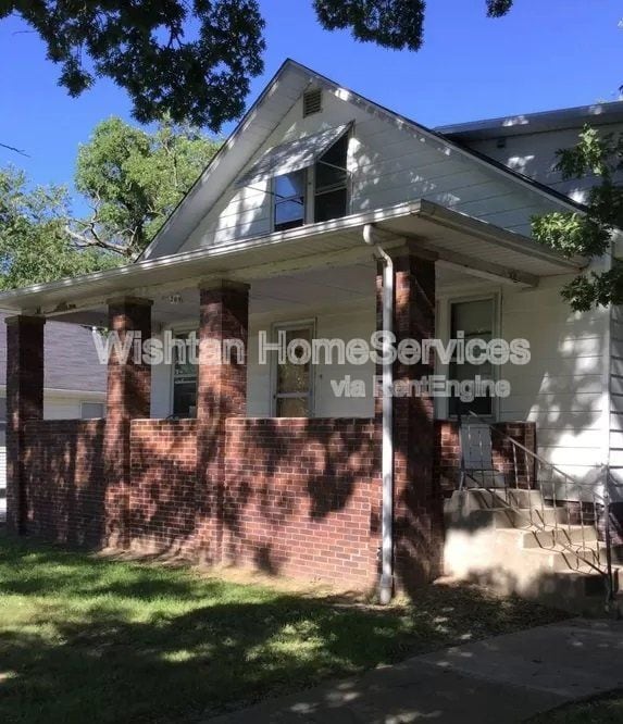 Primary Photo - 209 Chandler Blvd