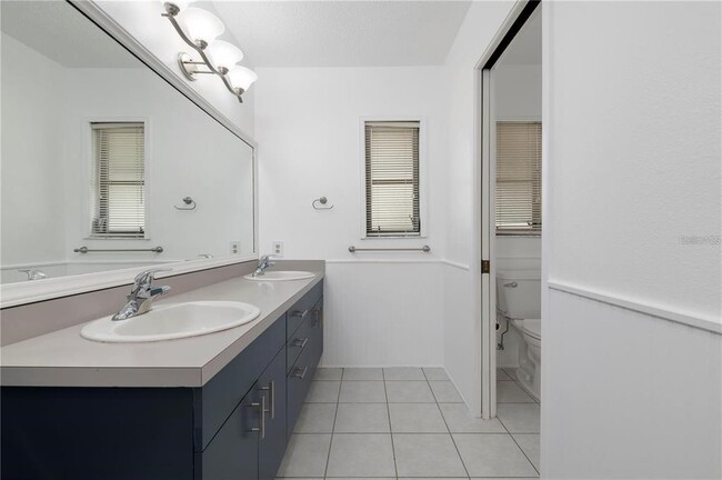 Building Photo - 133 1st Ave