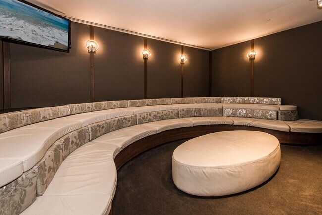 Building Photo - Symphony Honolulu - Furnished 2BR, High Floor