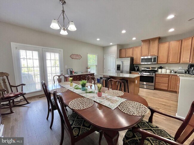 Building Photo - 110 Sweetgum Ct