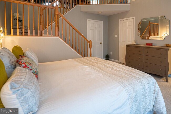 Building Photo - 4777 Thornbury Dr