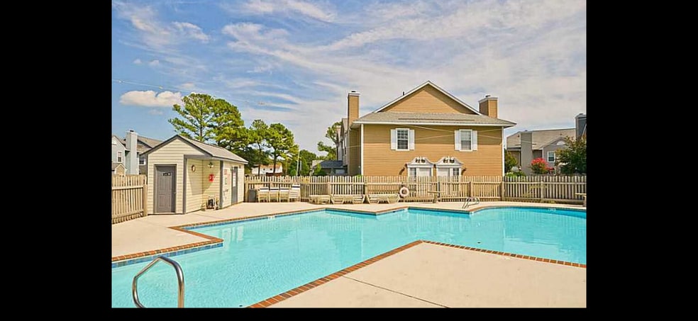 Pool Access! - 402 Chatterton Dr