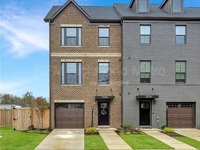 Primary Photo - 2104 Boro Ridge St