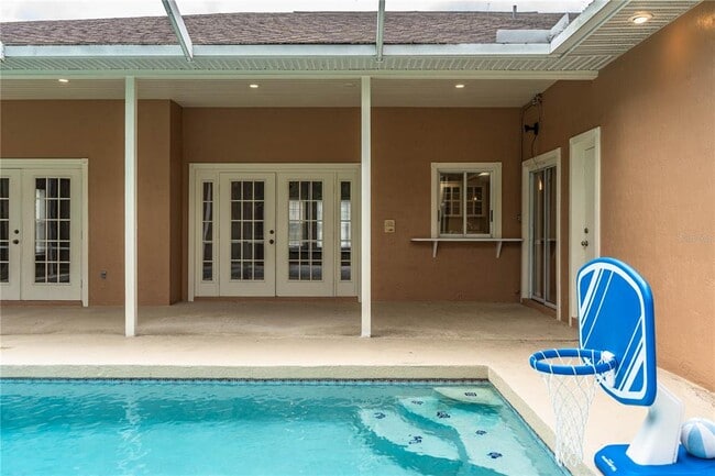 Building Photo - 2326 Deerbrook Dr