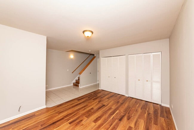 Building Photo - 2331 N Lister Ave