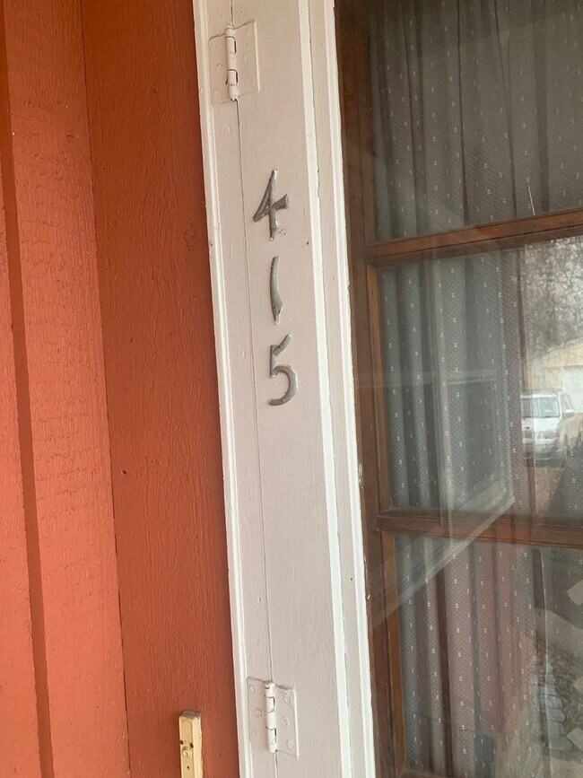 Building Photo - 415 Denver St