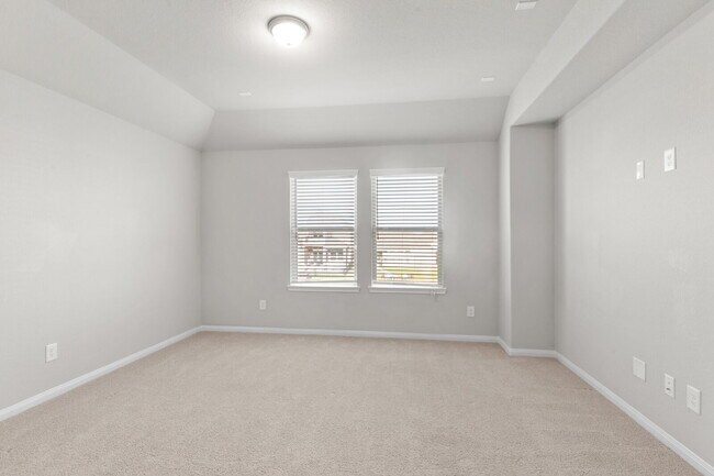 Building Photo - 29650 Kynndal Shore Dr