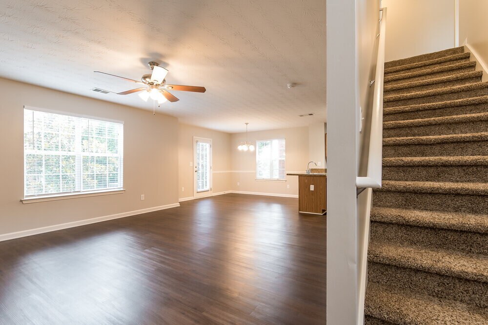 Building Photo - 1114 Dunaway Dr