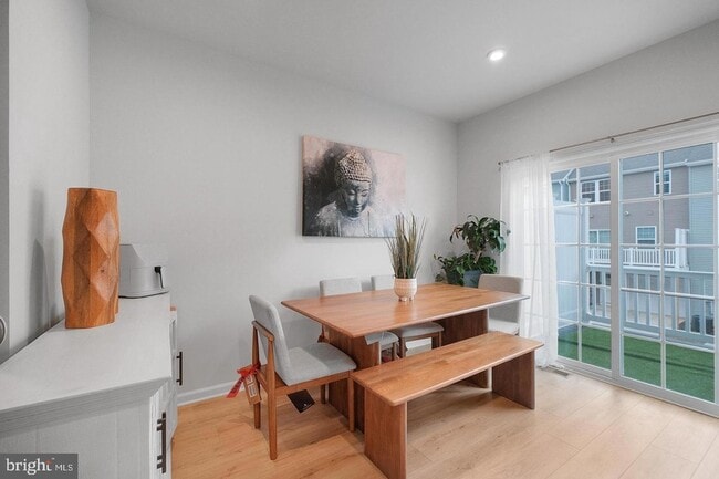 Building Photo - 52 Caswell Dr