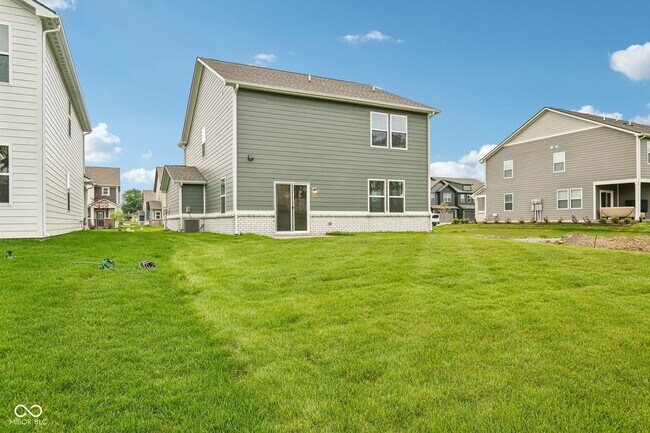 Building Photo - 15274 Farrington Rd