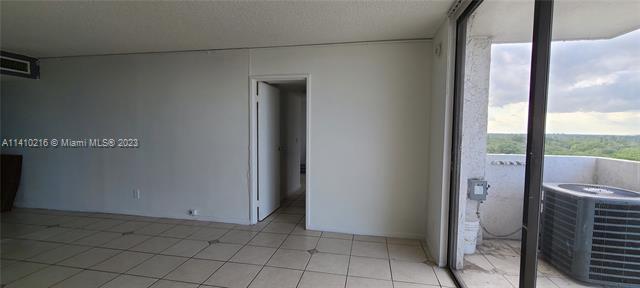 Building Photo - 13499 Biscayne Blvd