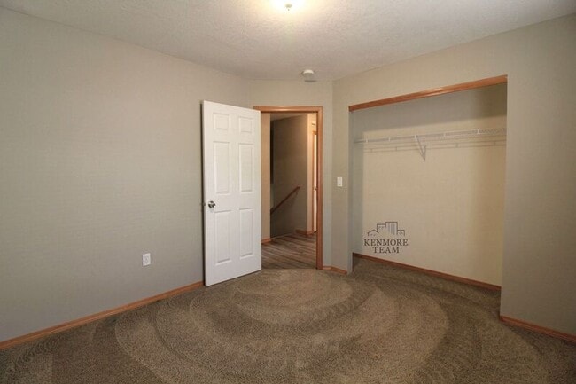 Building Photo - 5508 Bakerloo Ln