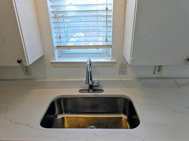 Building Photo - 714 Timberlake Cir