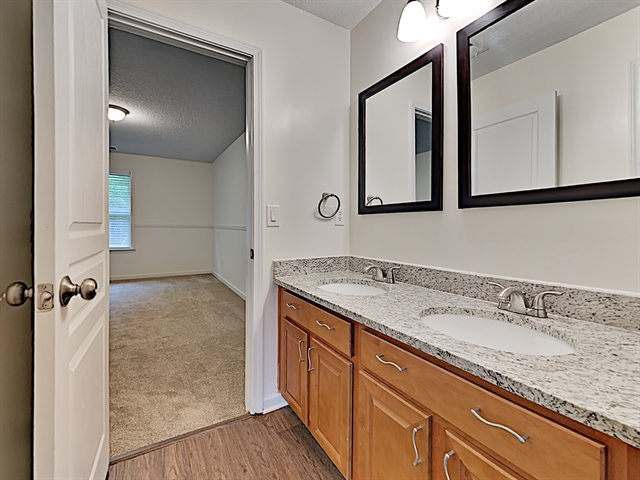 Building Photo - 3317 Blue Springs Station NW