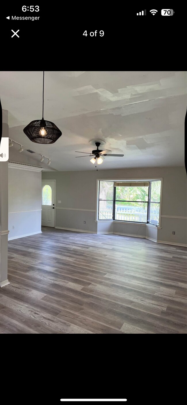 Building Photo - 7501 N BLVD