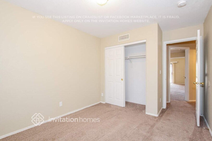 Building Photo - 11234 N 81st Ave