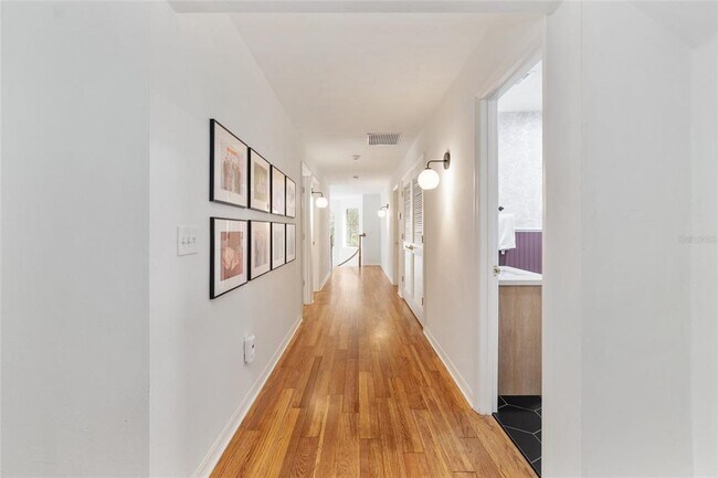 Building Photo - 11121 NW 15th Pl