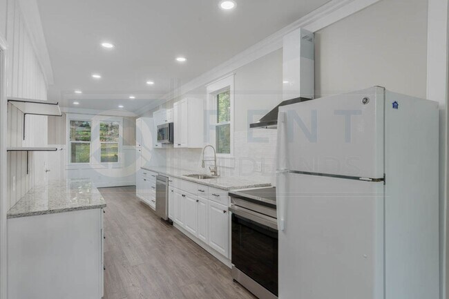 Building Photo - 2903 Trenholm Rd