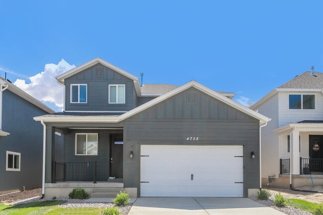 Building Photo - 4728 Rustic Ranch Way