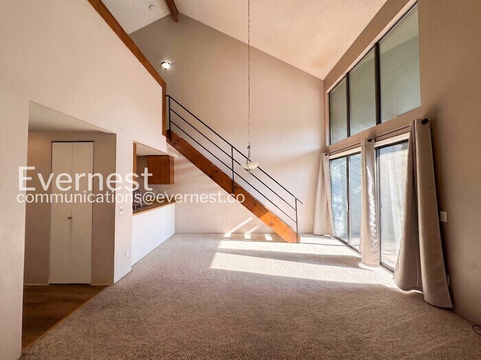 Building Photo - 14282 E Tufts Pl