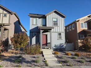 Building Photo - Modern Comfort in a Prime Location – 3 Bed / 2.5 Bath Home in Denver!
