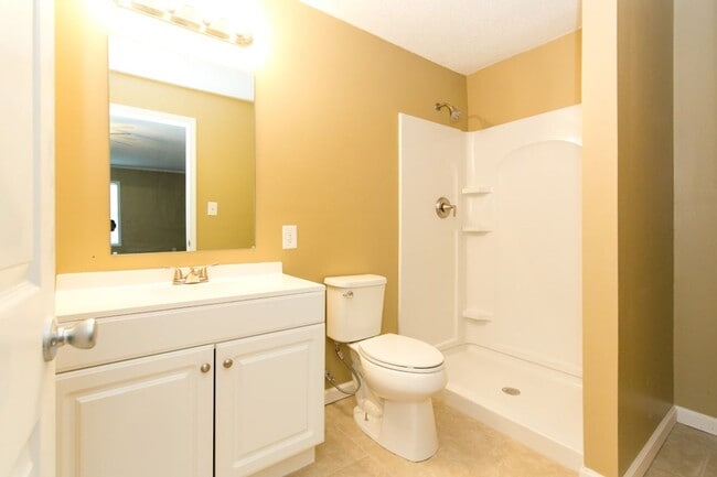 Building Photo - Charming Adamsville Home with Open Floor P...