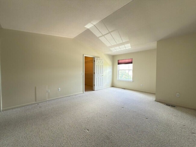 Building Photo - 1929 Harley Dr