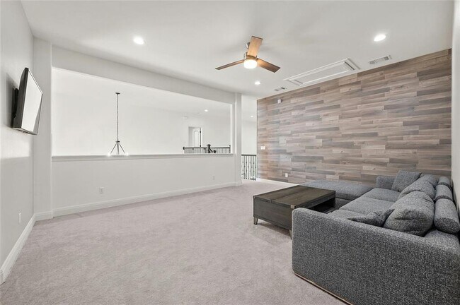 Building Photo - 17308 Wildrye Dr