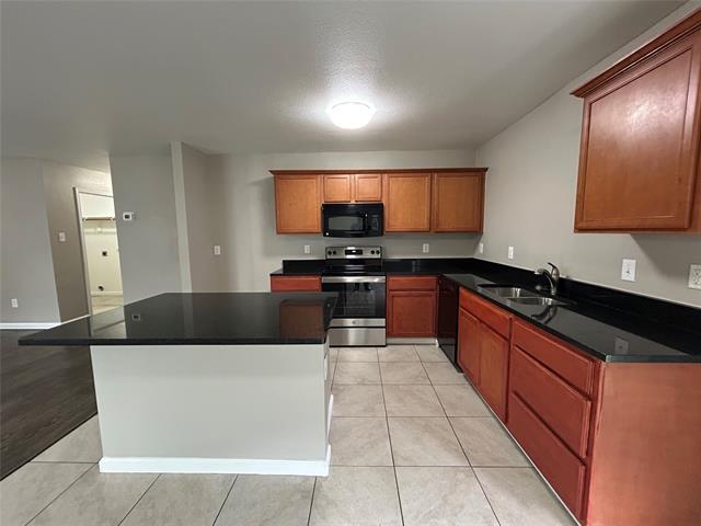 Building Photo - 2153 Benning Way