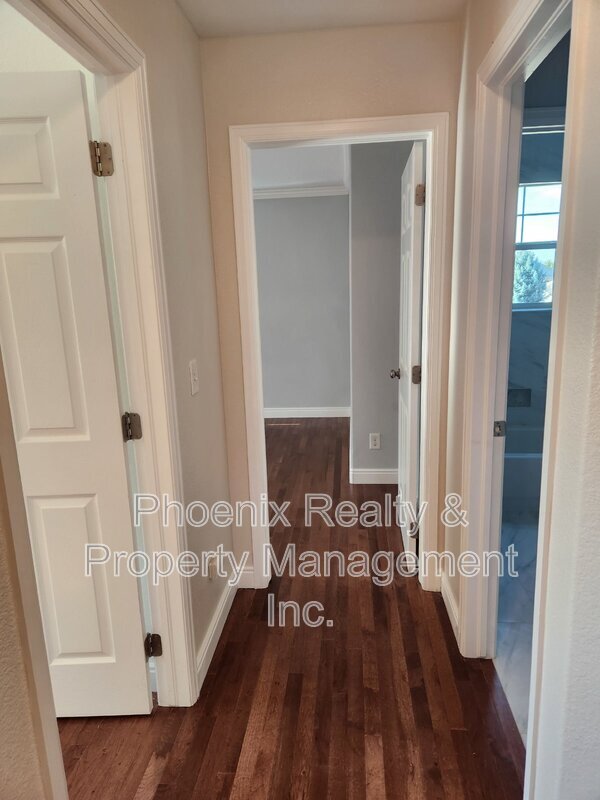 Building Photo - 4125 Portofino Dr