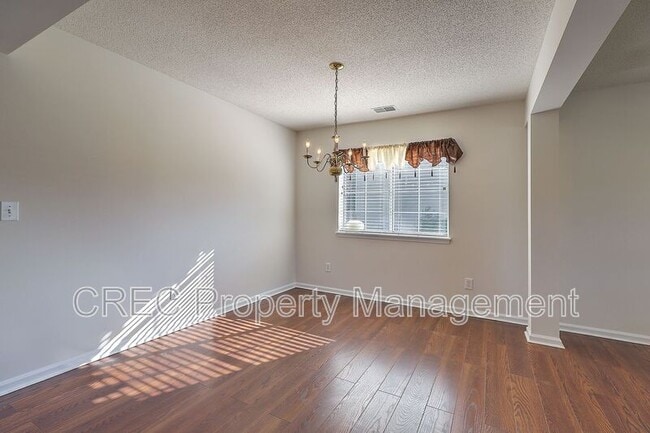 Building Photo - 1354 Pinyon Pine Dr