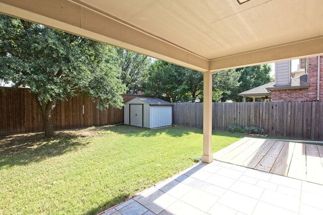 Building Photo - 10129 Placid Dr