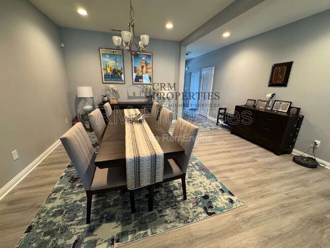 Building Photo - 6336 Filly Cir