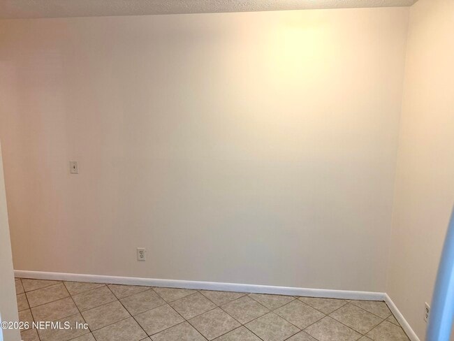 Building Photo - 3226 Rosselle St