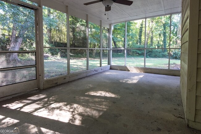 Building Photo - 3192 Octavia Ln