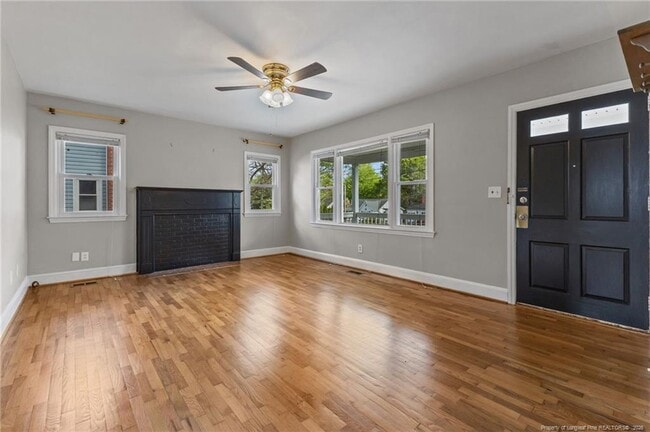 Building Photo - 813 McPherson Ave