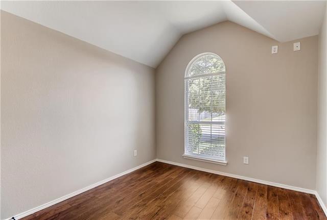 Building Photo - 12621 Greenhaven Dr