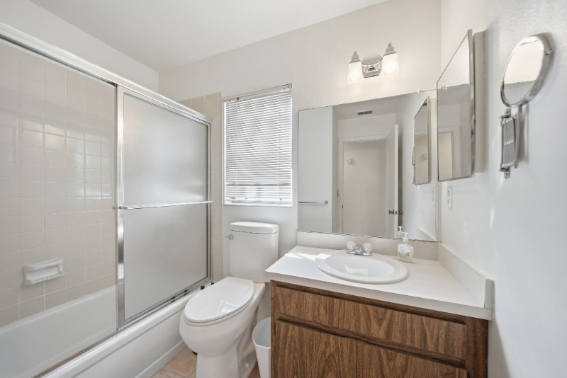 Building Photo - 2007 Mandalay Ct