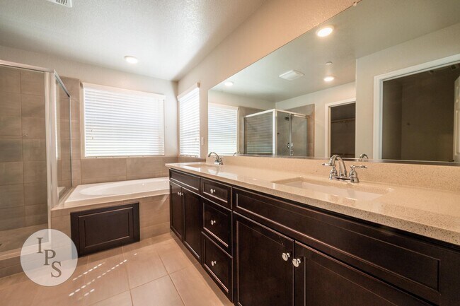 Building Photo - Canvas Collection at Copper River Ranch, 3BR/2.5BA, Built 2018, Gated Community - Lots of Amenities