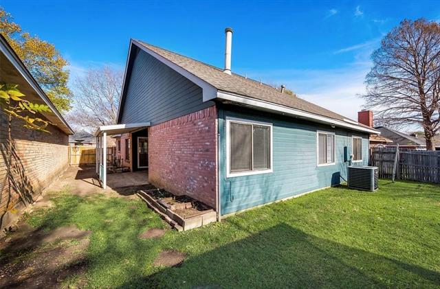 Building Photo - 812 Melville Dr