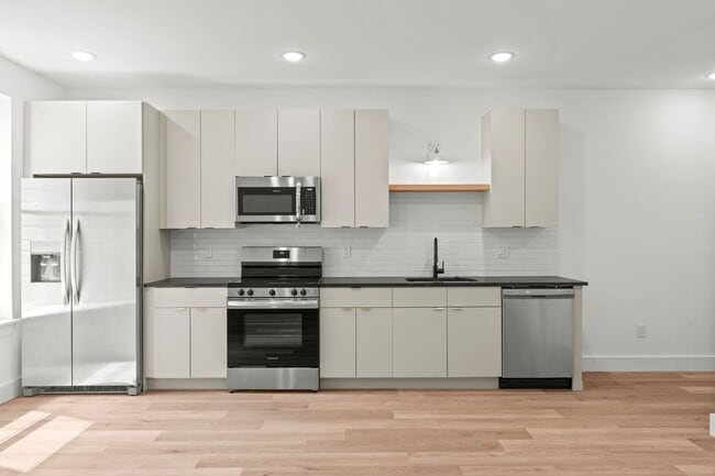 Building Photo - 5019 Pentridge St