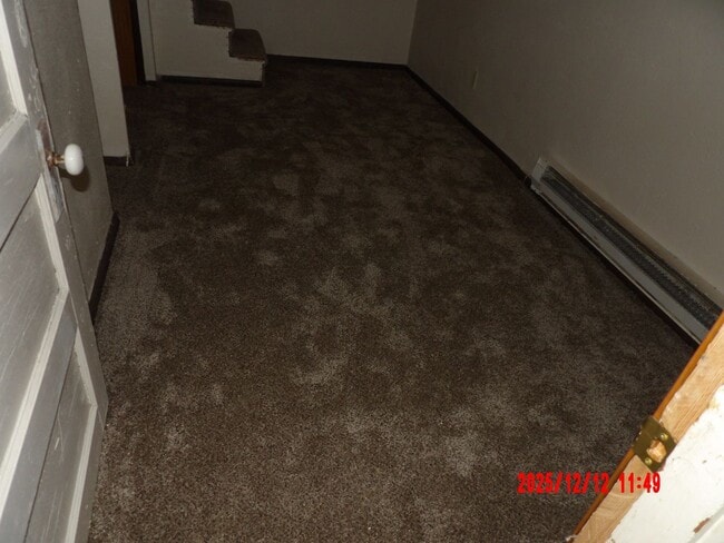 Building Photo - 2 Full Bedroom House with TWO BONUS rooms!