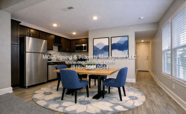Building Photo - Timber Trails Townhomes | Check out our June Specials!