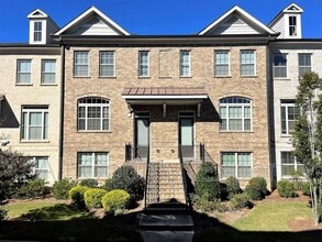 Building Photo - 113 Laurel Crst Aly